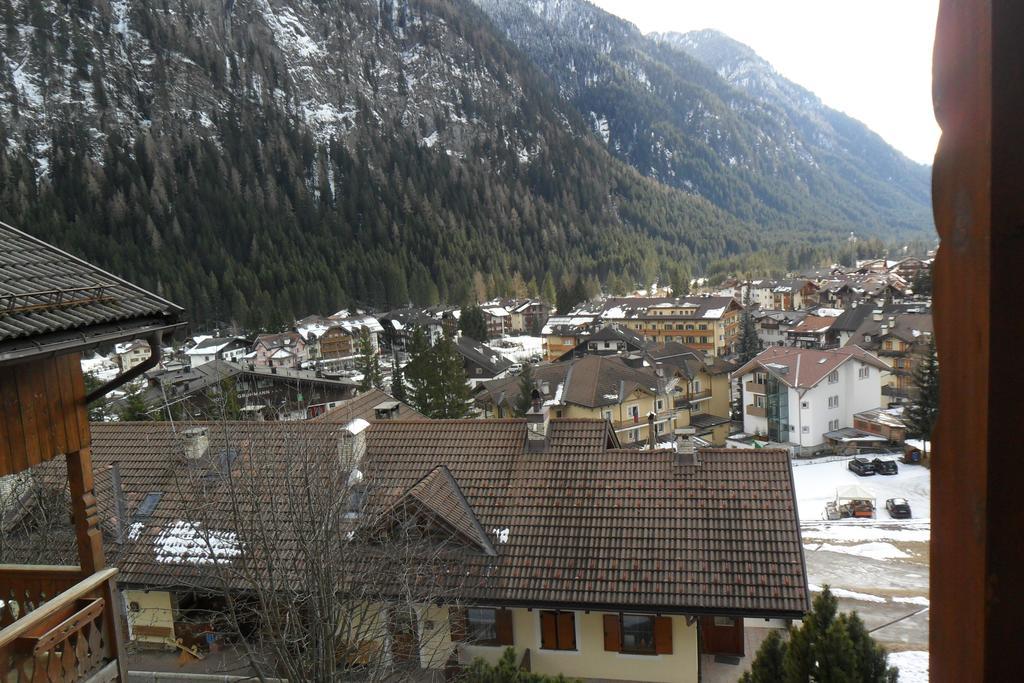 Appartamenti Vincenzo E Marcella Campitello di Fassa Exteriör bild