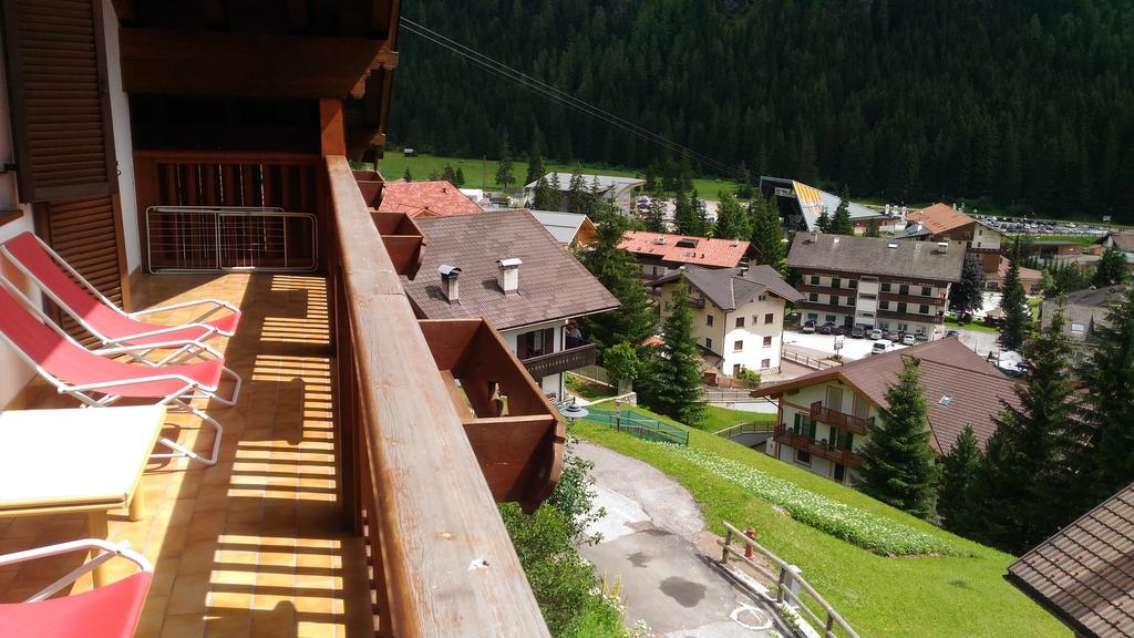 Appartamenti Vincenzo E Marcella Campitello di Fassa Exteriör bild