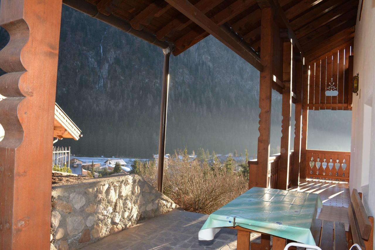 Appartamenti Vincenzo E Marcella Campitello di Fassa Exteriör bild
